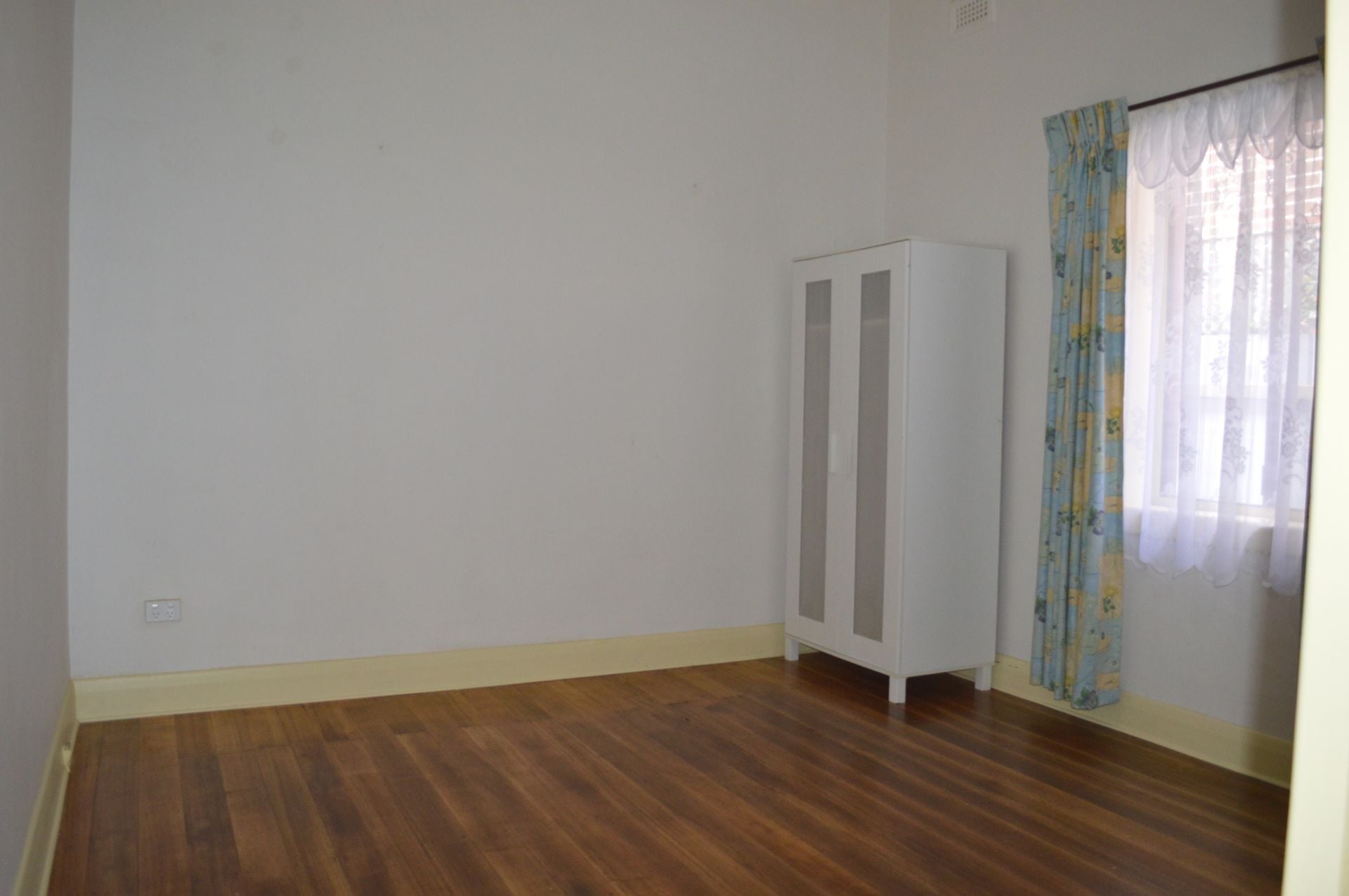 SPACIOUS FAMILY HOME IN IDYLLIC RESERVOIR LOCATION  *Insp Wed 27th Jun @ 5:10pm*