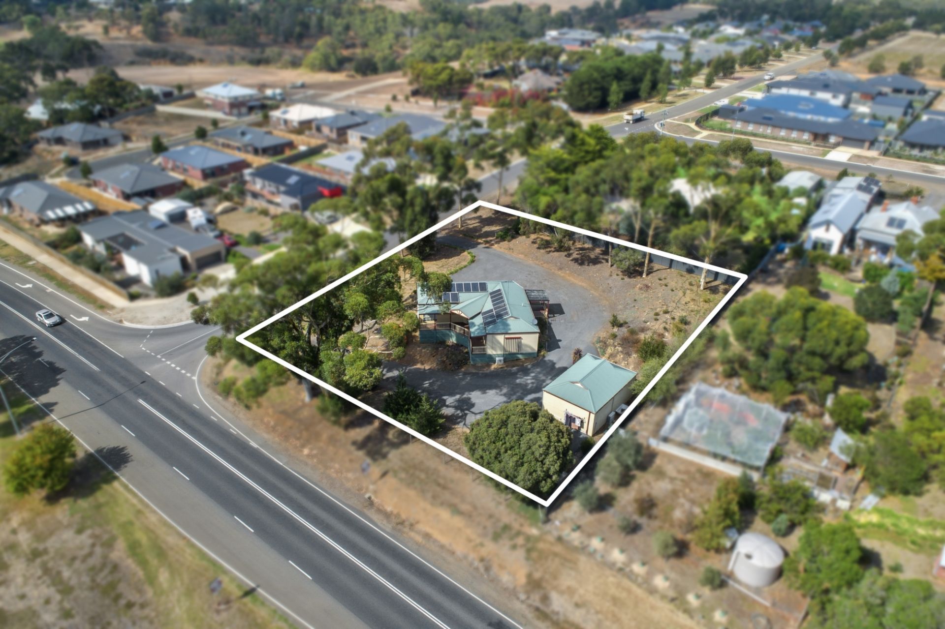 2 Bruce Street, Bannockburn Eastwood Andrews