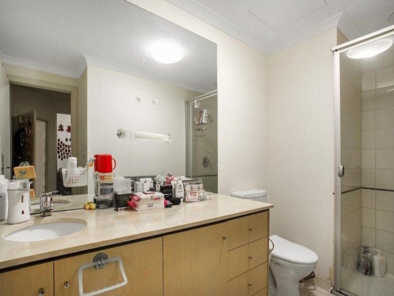 102/547 Flinders Lane MELBOURNE