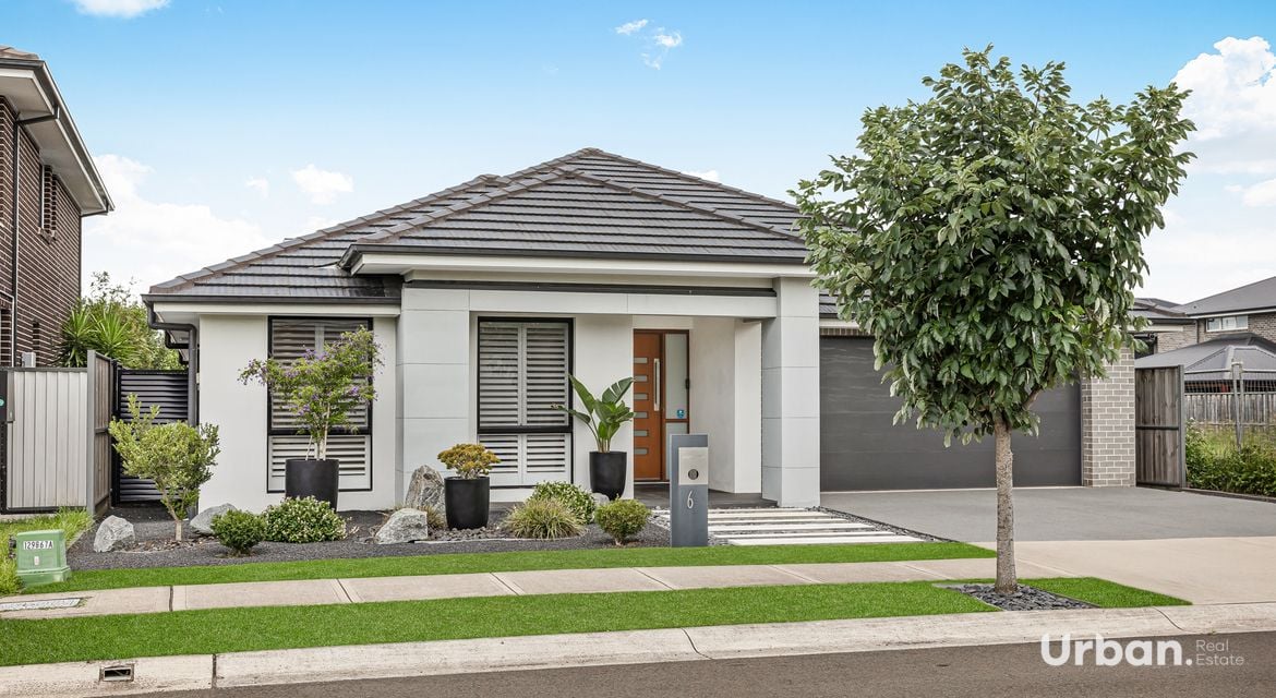 Colebee 6 Majors Avenue