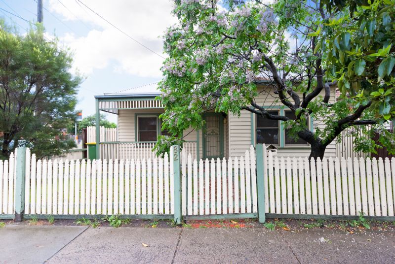 82 Ashley Street, West Footscray - Thumbnail 2