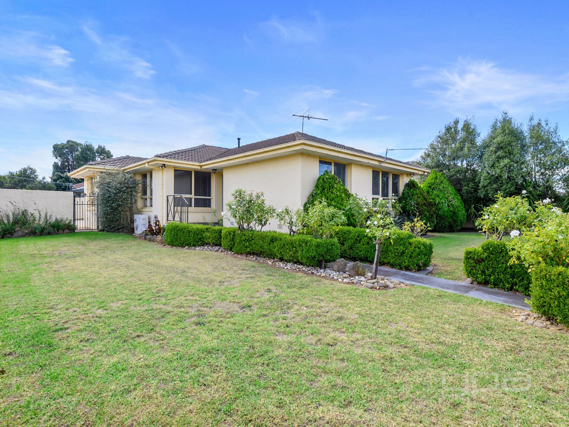 4 Oldershaw Road, Melton YPA Estate Agents