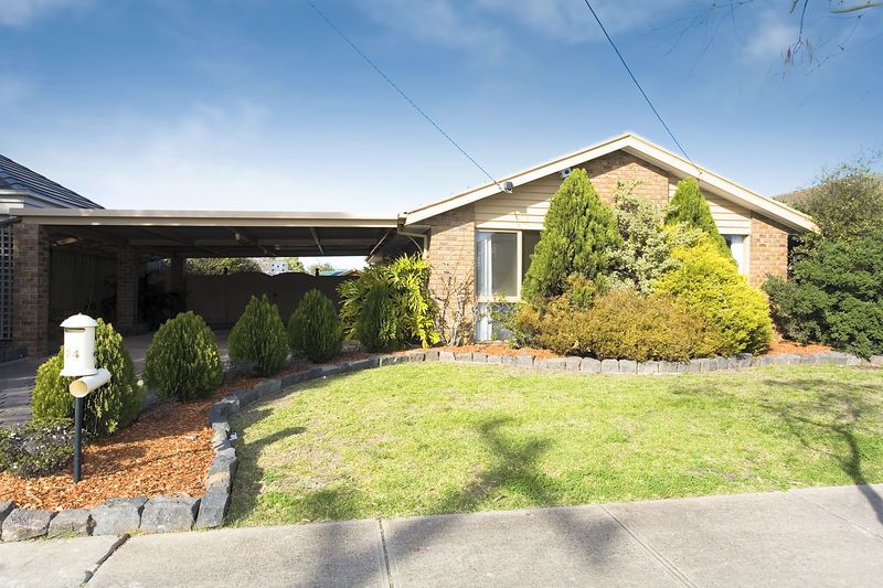 24 Roach Drive, Altona Meadows - Thumbnail 2