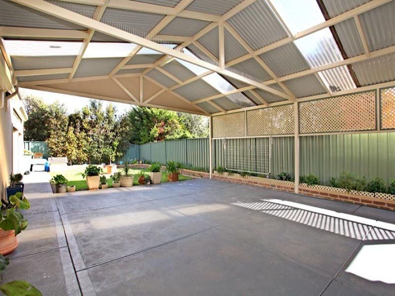 31 Goulburn Circuit, Caroline Springs - Thumbnail 7