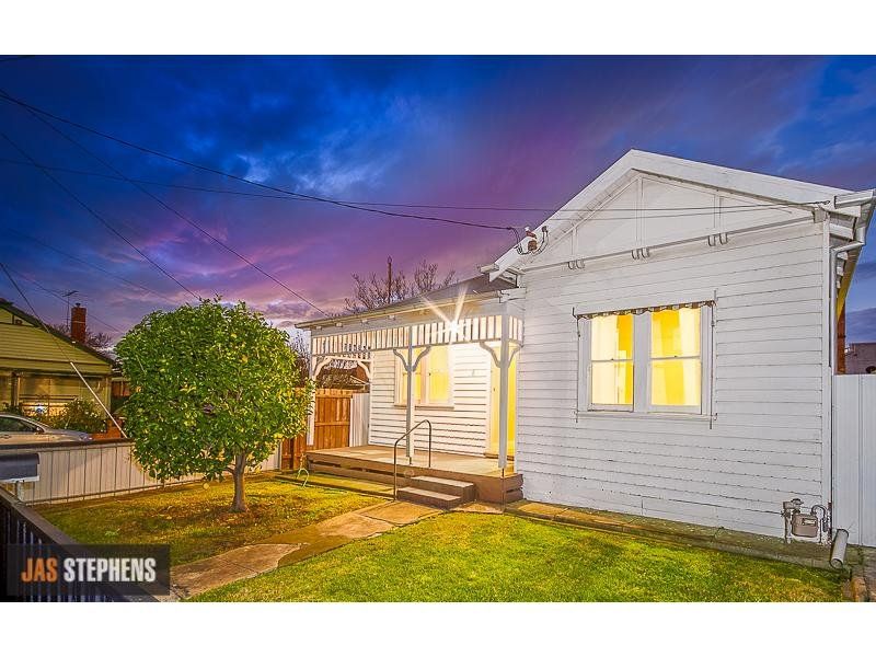 8 Johnson Street FOOTSCRAY VIC, Footscray - Thumbnail 2
