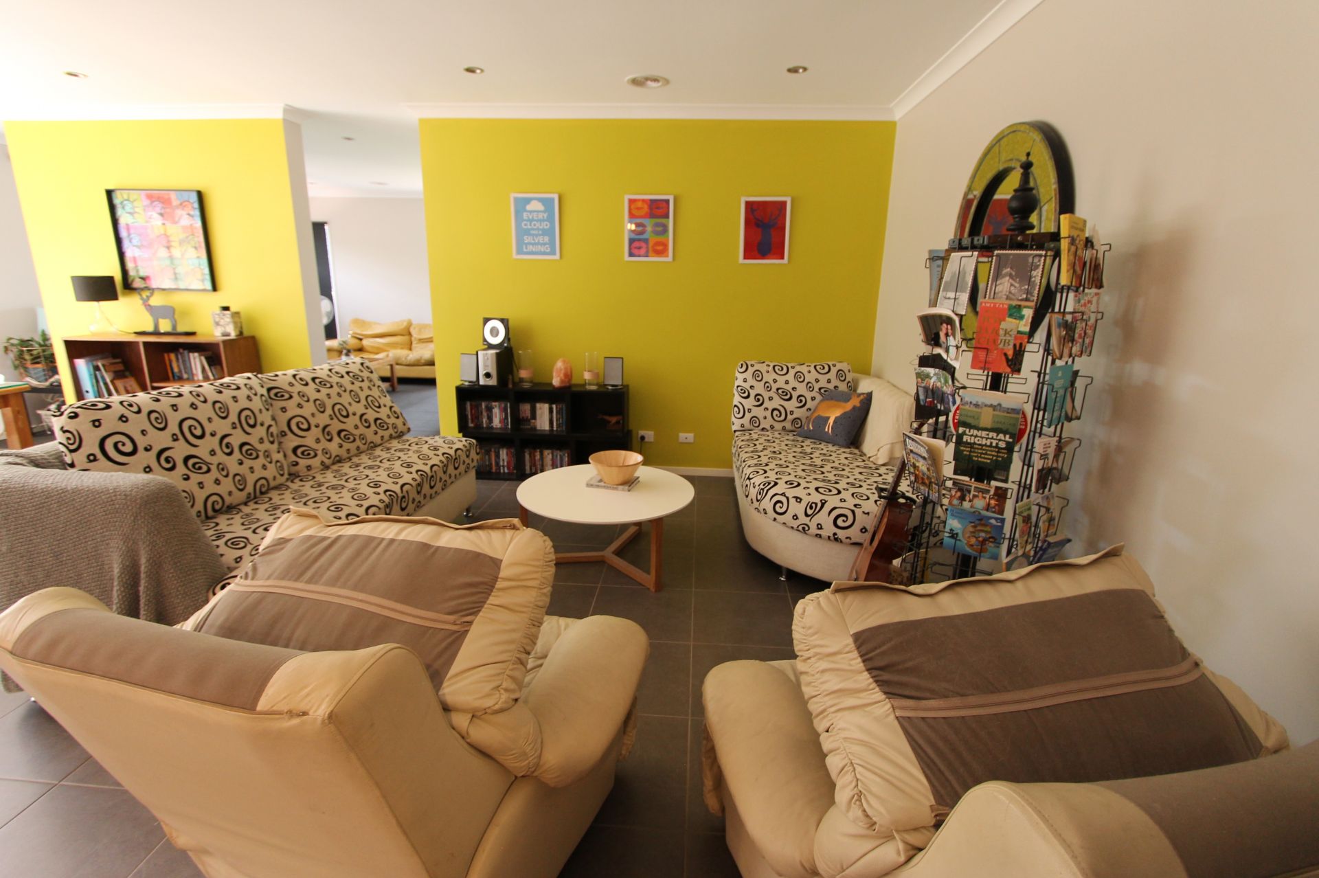 MODERN AND SPACIOUS!