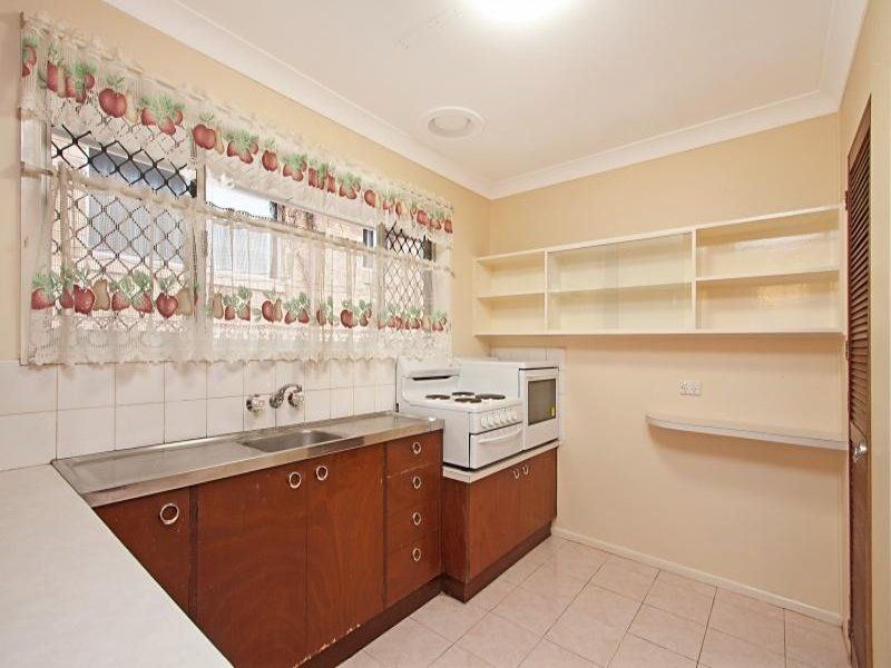 23 Morshead Street, TUGUN, Tugun - Thumbnail 4