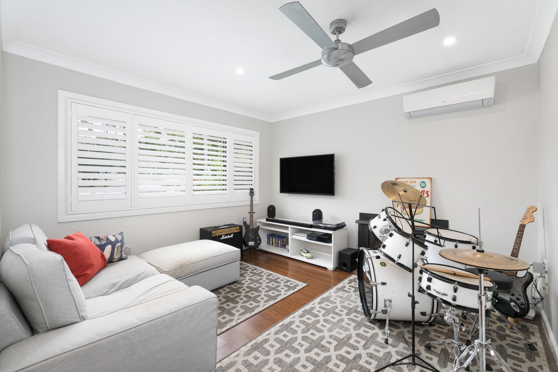 385 President Avenue, Kirrawee, Kirrawee - Thumbnail 3