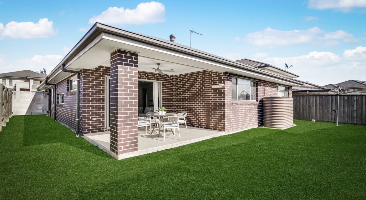 Colebee 6 Dogwood Street