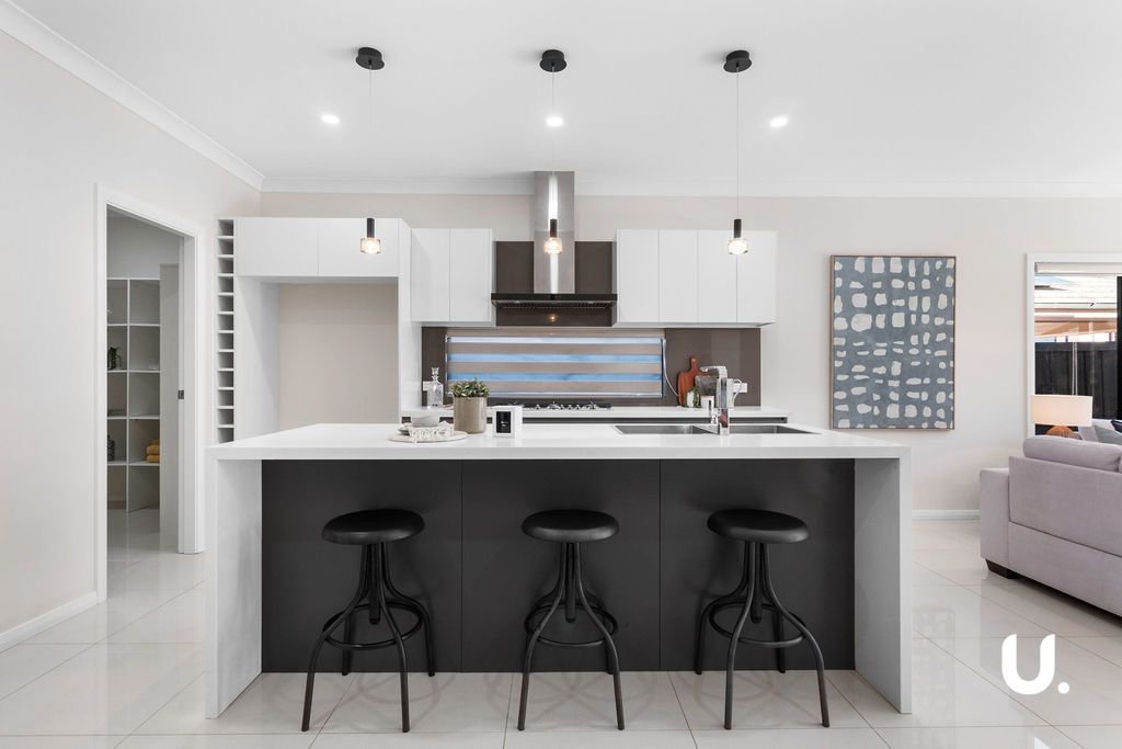 Colebee 15 Birkdale Street