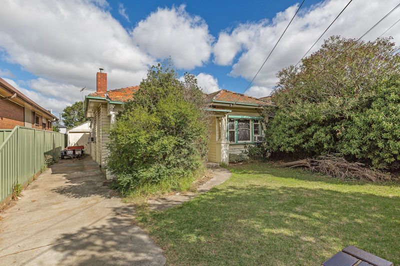 4 Eirene Street, Yarraville - Thumbnail 2