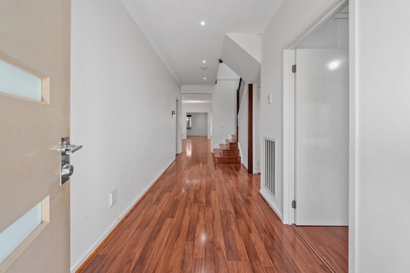 37 Vintage Way, Caroline Springs - Thumbnail 3
