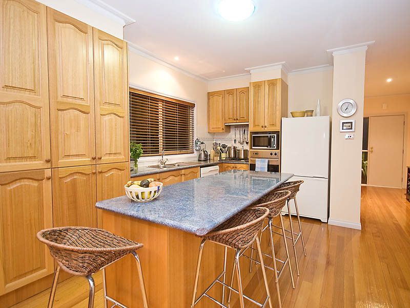 14 King Circuit, Caroline Springs - Thumbnail 4