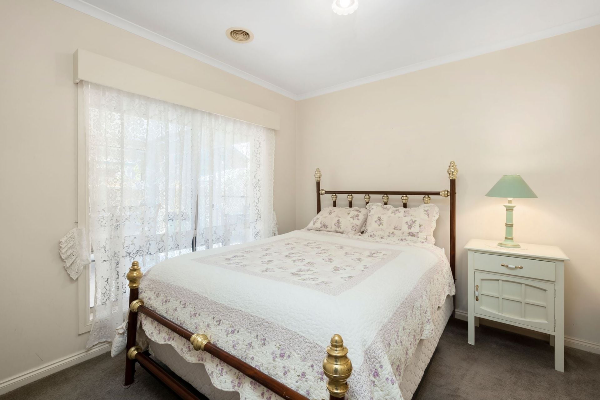 30 Shackleton Street, Belmont Maxwell Collins Real Estate