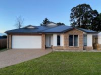 16 Southern Close, Drouin VIC
