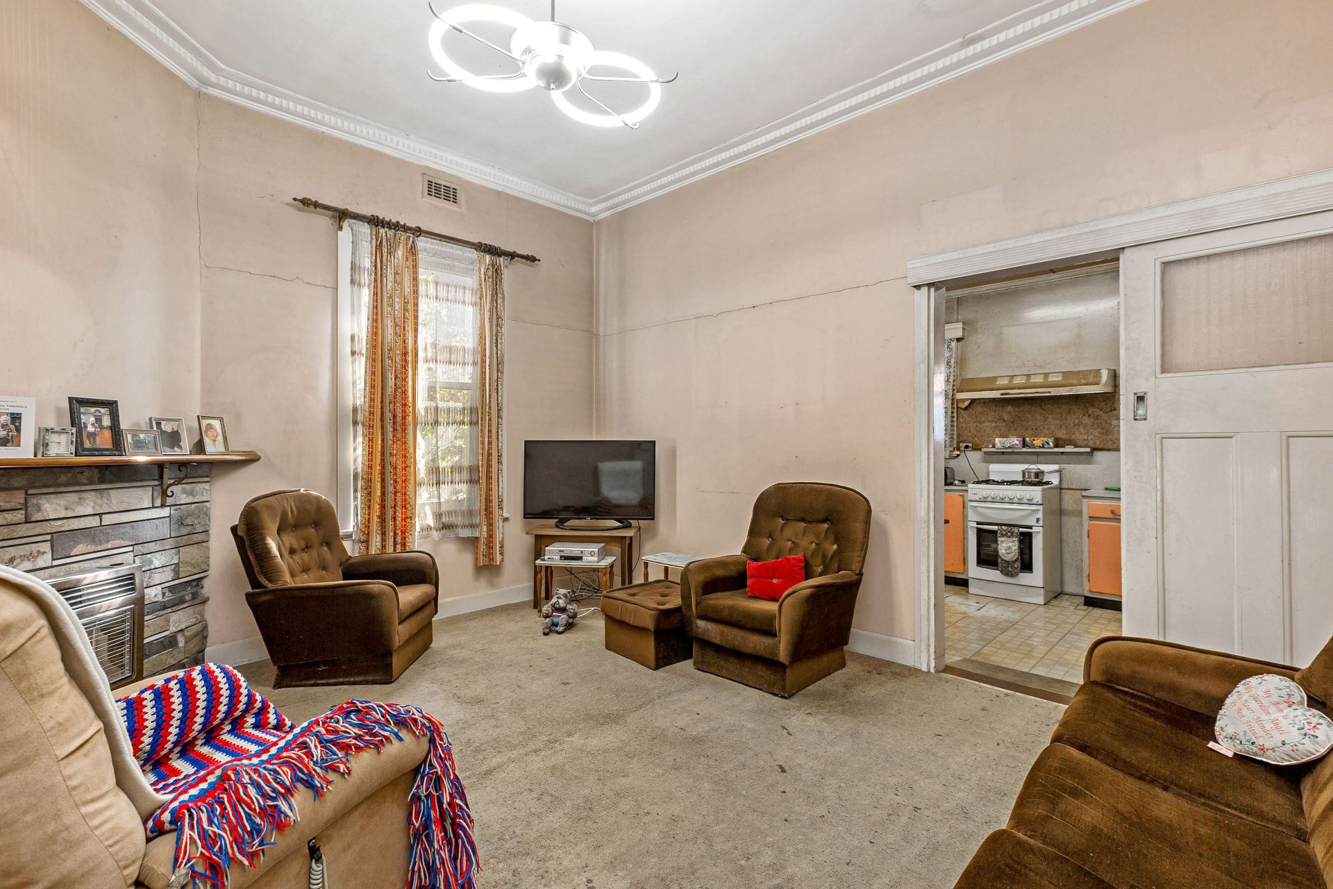 39 Blandford Street, West Footscray - Thumbnail 5