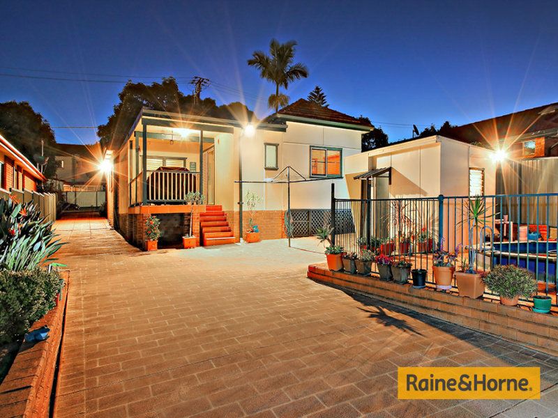 Real Estate For Sale 8 Mountview Avenue Beverly Hills , NSW