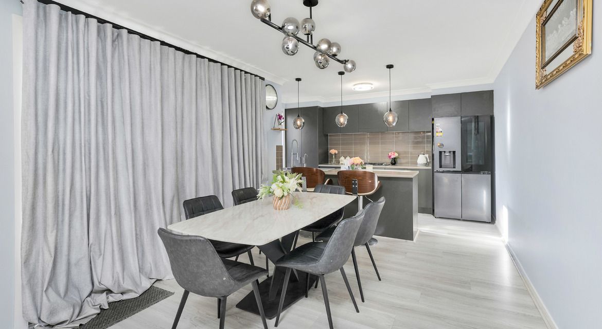 Bardia 64 Ingleburn Gardens Drive