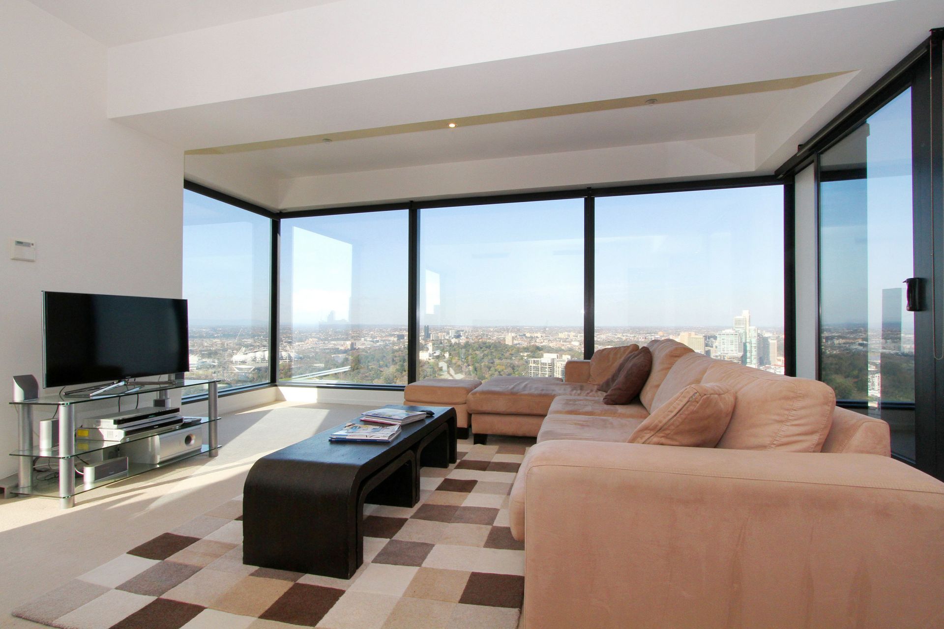 4004/7 Riverside Quay, Southbank - Thumbnail 2