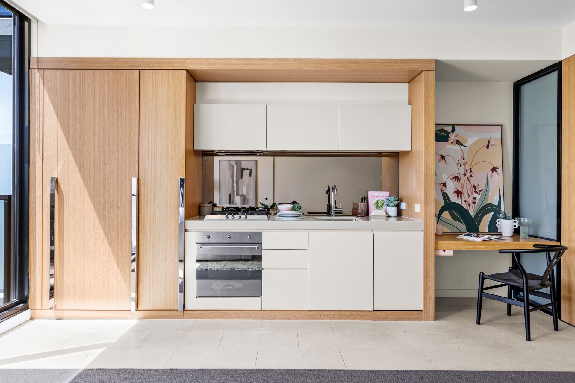 1104/1 Clara Street, South Yarra - Thumbnail 4