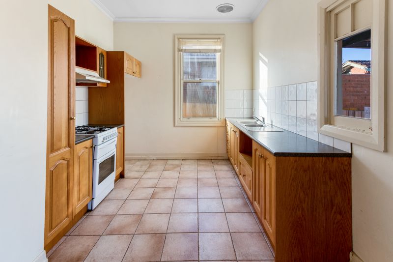77A Purinuan Road, Reservoir