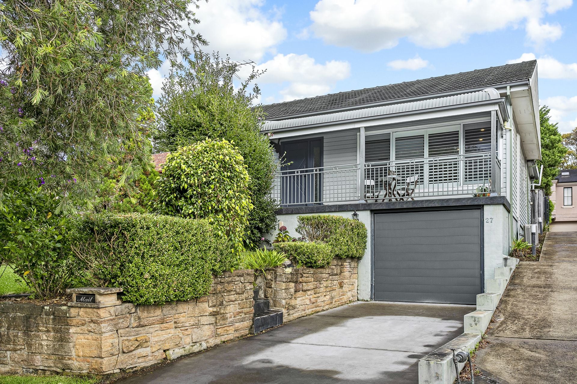 27 Bolaro Avenue Gymea NSW, Gymea - Thumbnail 2