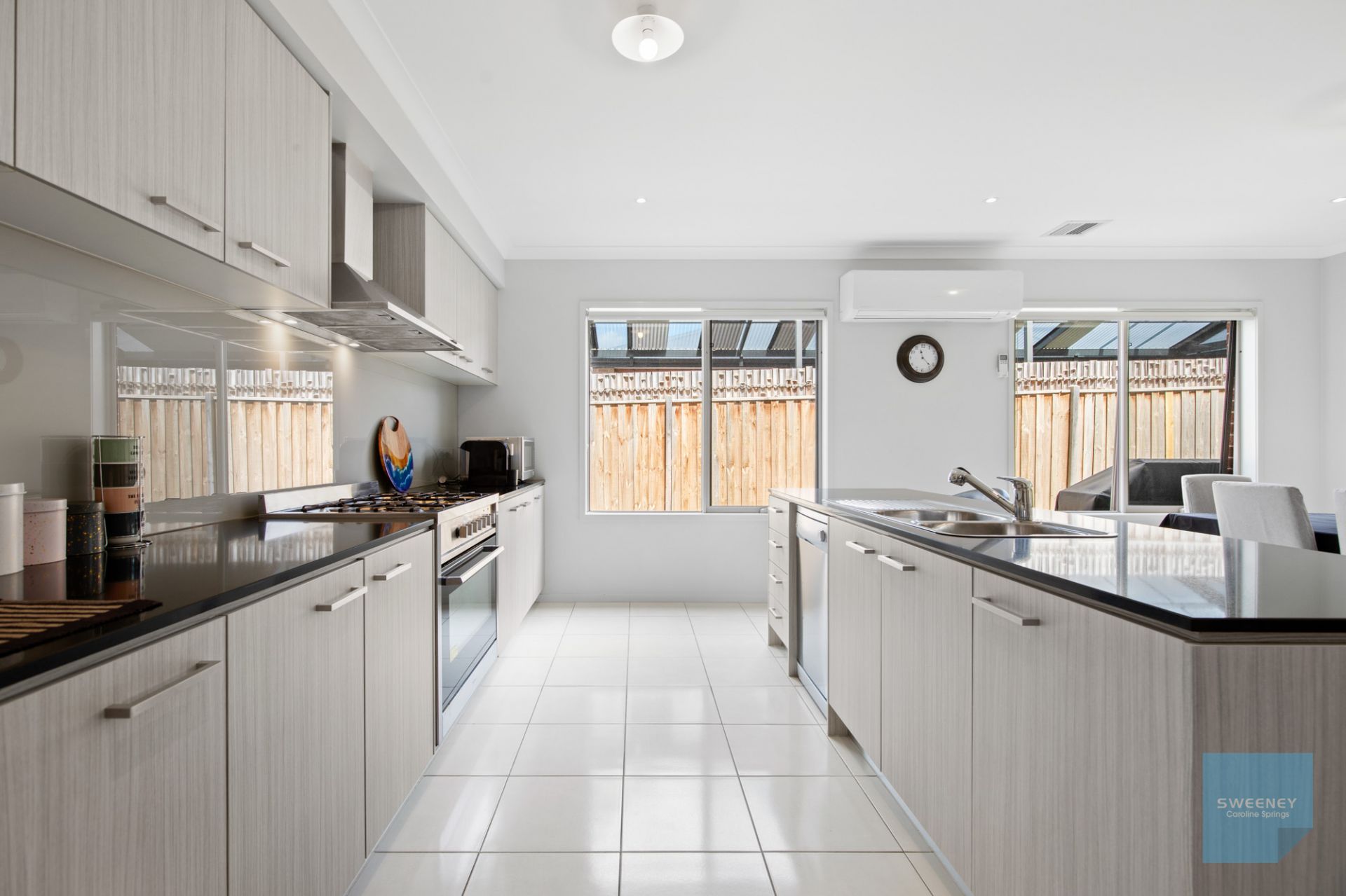4 Higgins Street, Fraser Rise - Thumbnail 4