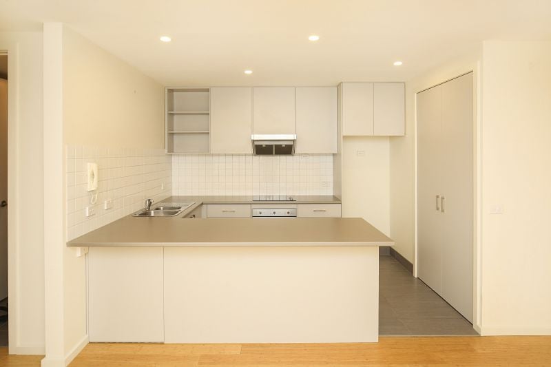 2/27-29 Edwardes Street, Reservoir