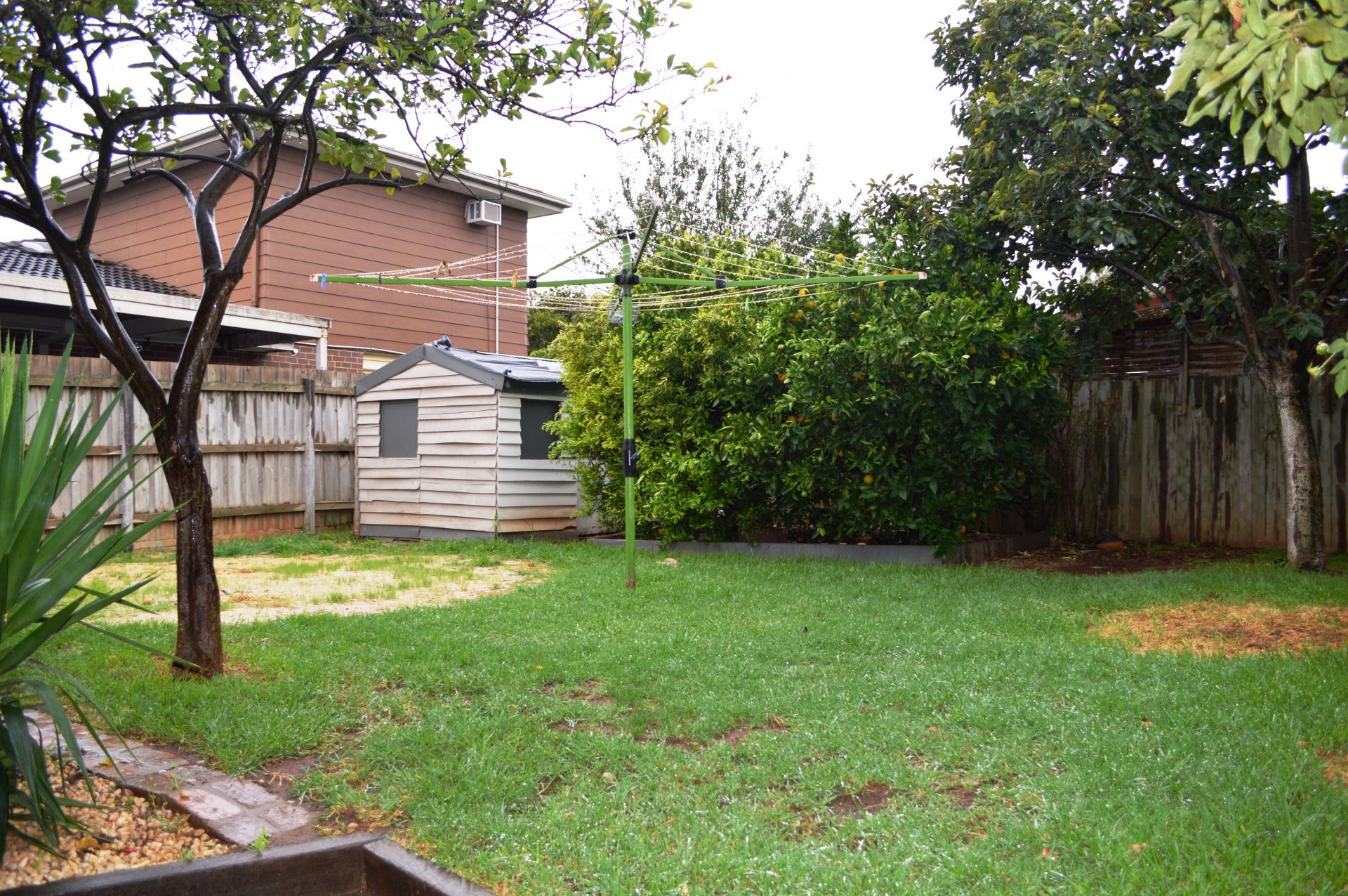 CENTRALLY LOCATED & PERFECTLY PRICED   *Insp Thu 28th Apr @ 5:00pm*