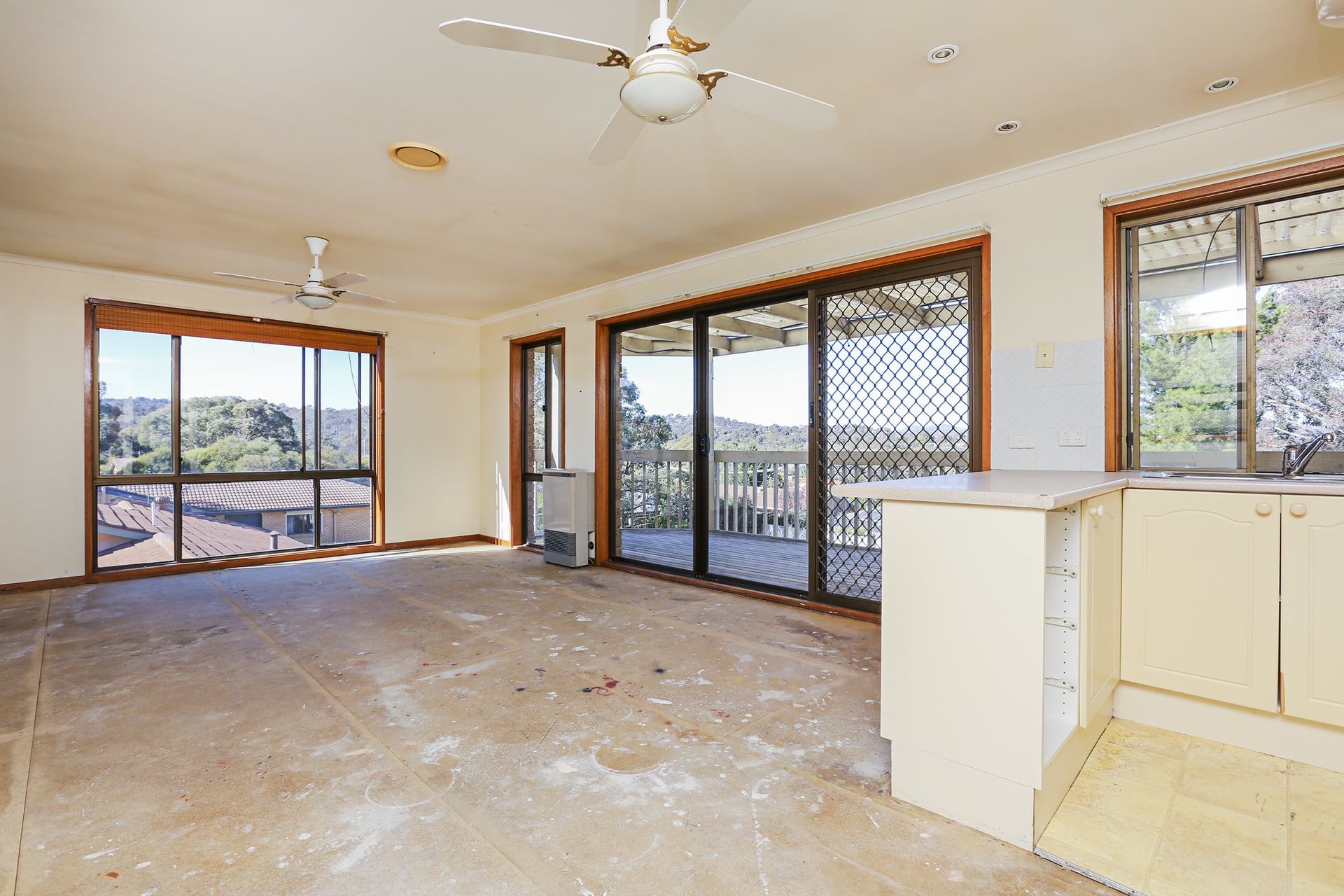 8 Desailly Crescent, Kambah - Thumbnail 7