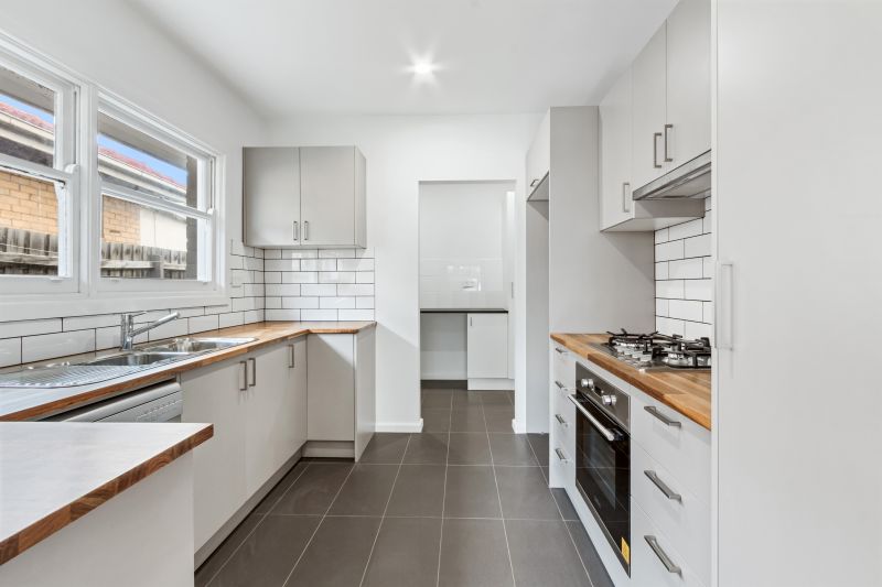 43 Locher Avenue, Reservoir