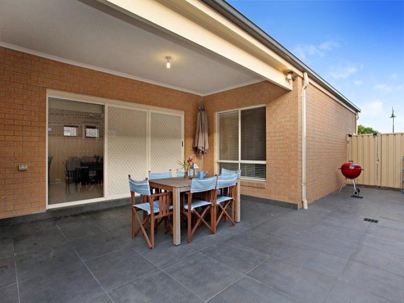12 Warner Way, Caroline Springs - Thumbnail 8