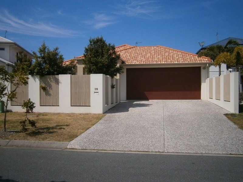 39 Tarawa Street KAWANA ISLAND QLD, Kawana Island - Thumbnail 2