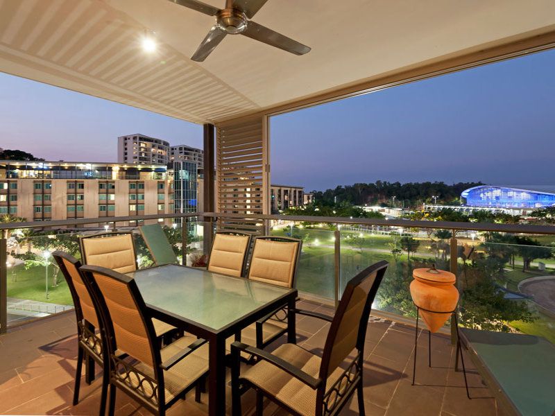 212/19B Kitchener Drive Wharf 1 Darwin 0800