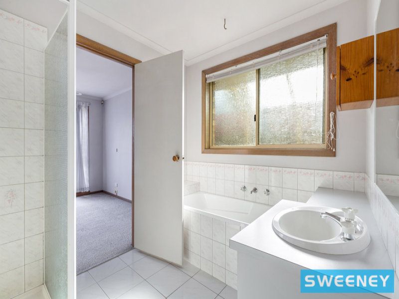 14 Gardner Court, Altona Meadows - Thumbnail 6