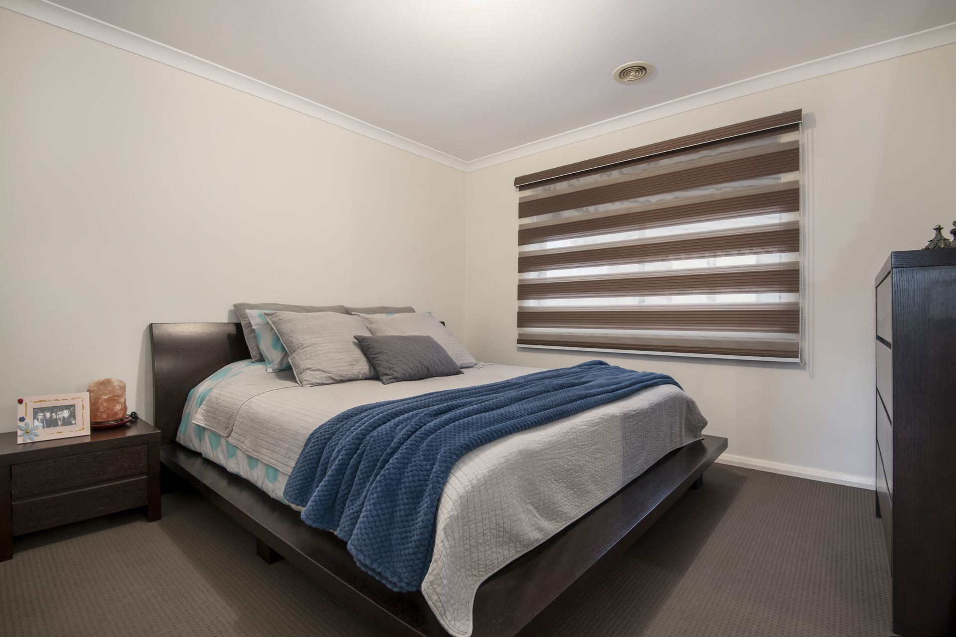 GREAT FAMILY HOME  - DUAL CORNER ACCESS