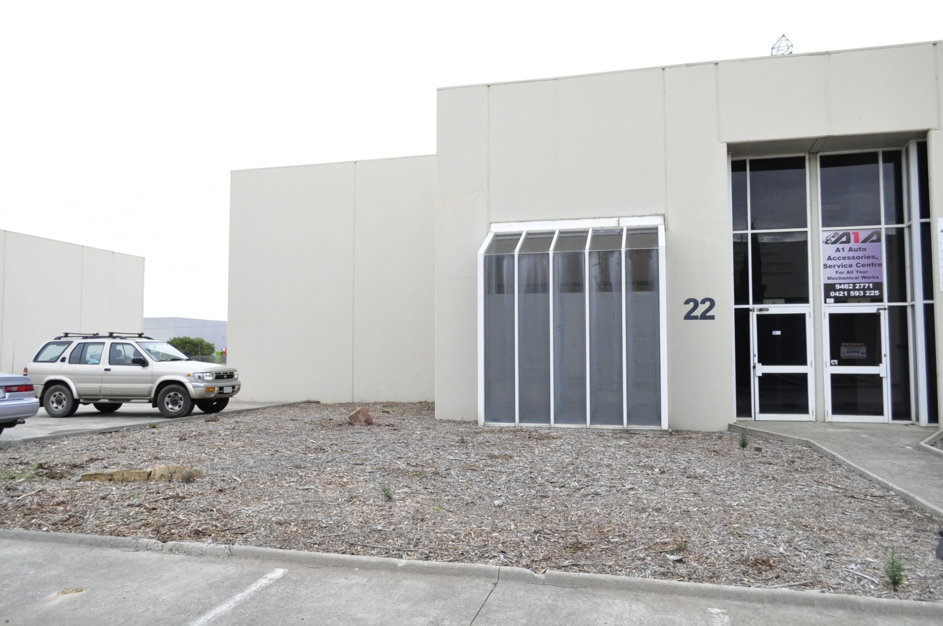 VERSATILE FACTORY/WAREHOUSE SPACE