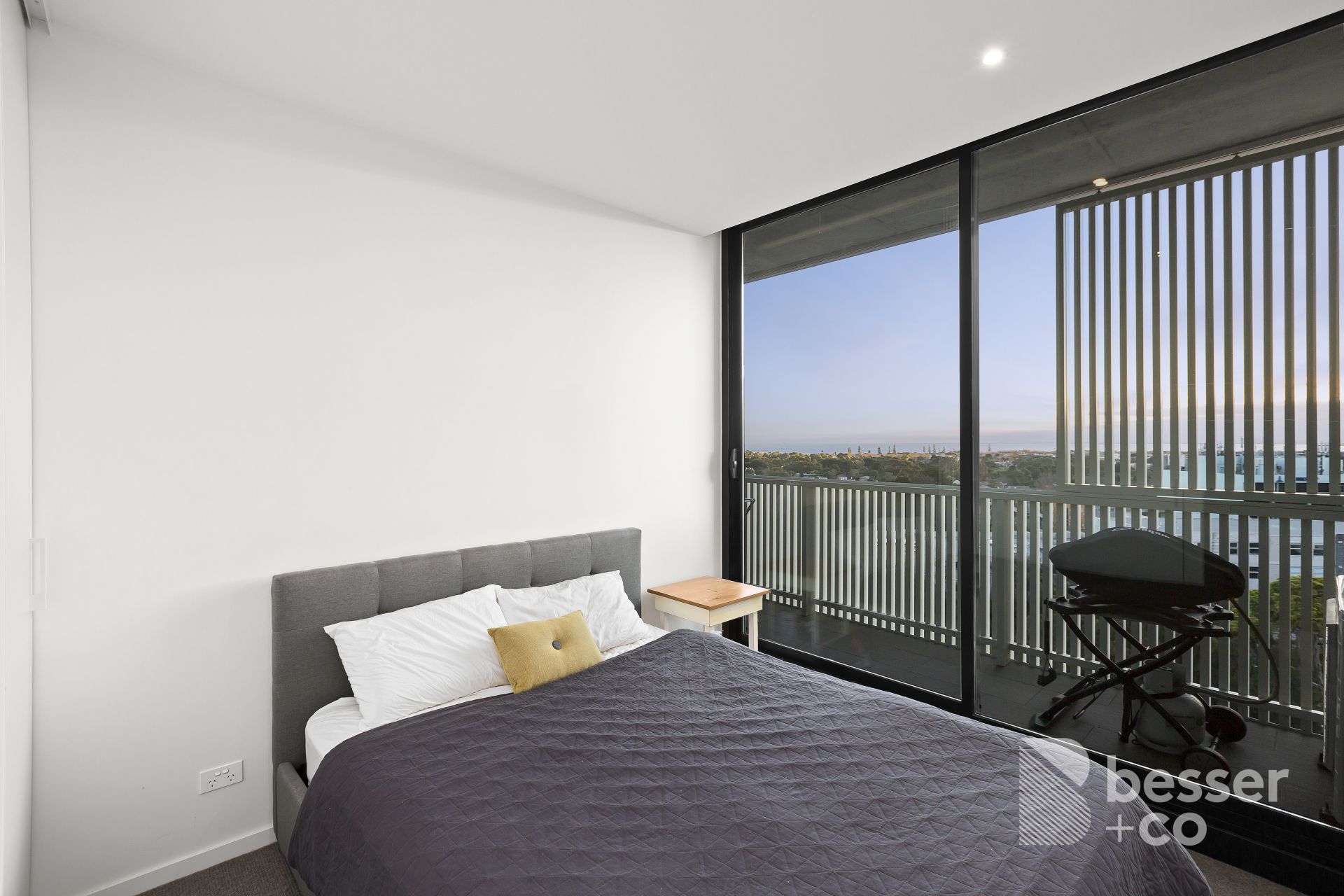 504/28 Riddell Parade, Elsternwick - Thumbnail 6