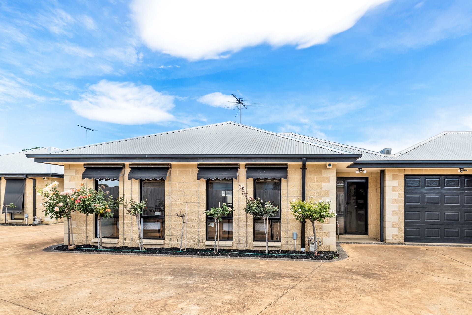 2/35 Dudley Parade, St Leonards Neville Richards Real Estate