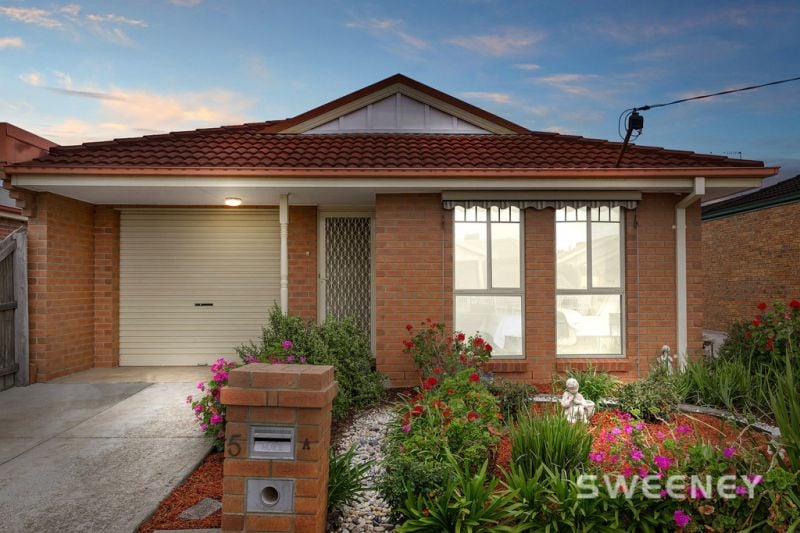 5a May Avenue, Altona Meadows - Thumbnail 2