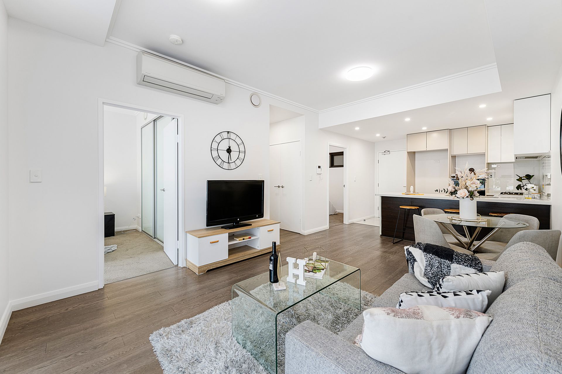 406/4-8 Smallwood Avenue, Homebush, Homebush - Thumbnail 5