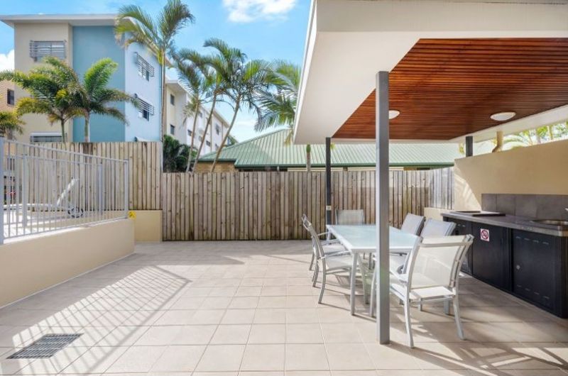 28/7 Canberra Terrace Kings Beach QLD, Kings Beach - Image 1