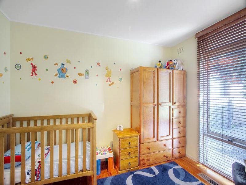 23 Holroyd Street SEAFORD VIC, Seaford - Thumbnail 5
