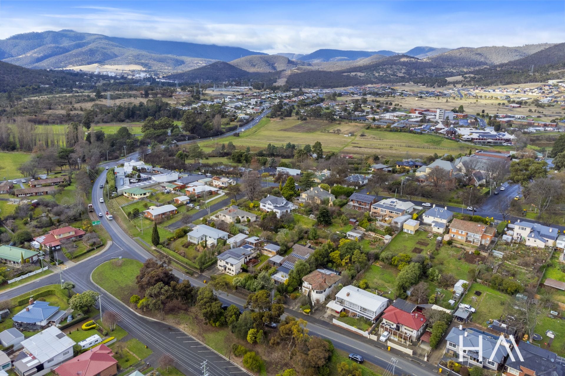 10 Montagu Crescent, New Norfolk Harrison Agents