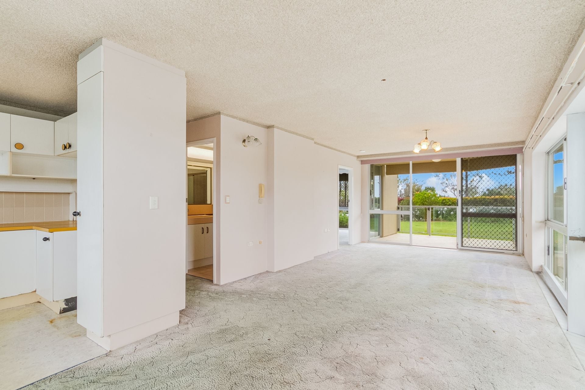 2/130 Marine Parade Coolangatta QLD, Coolangatta - Thumbnail 5