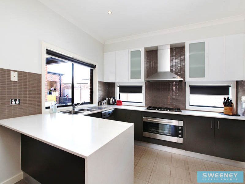 24 Wilkins Crescent, Burnside Heights - Thumbnail 3