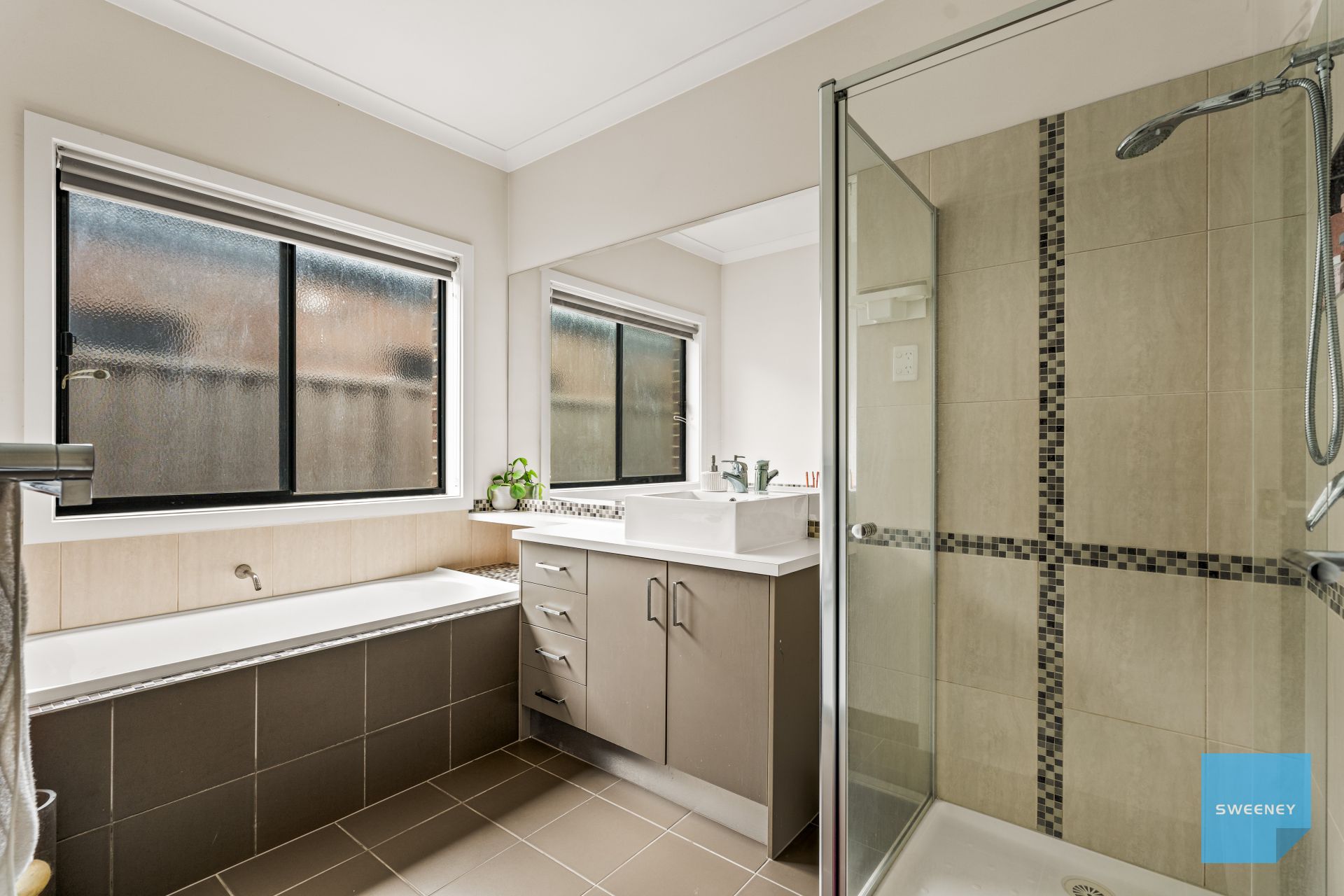 26 Forest Glade Way, Caroline Springs - Thumbnail 5