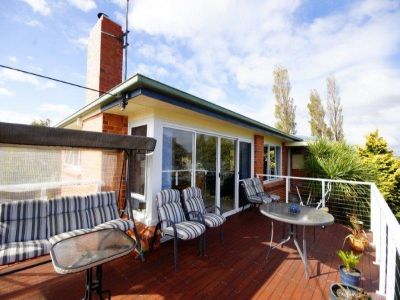 111 Tarleton Street, EAST DEVONPORT, East Devonport - Thumbnail 2