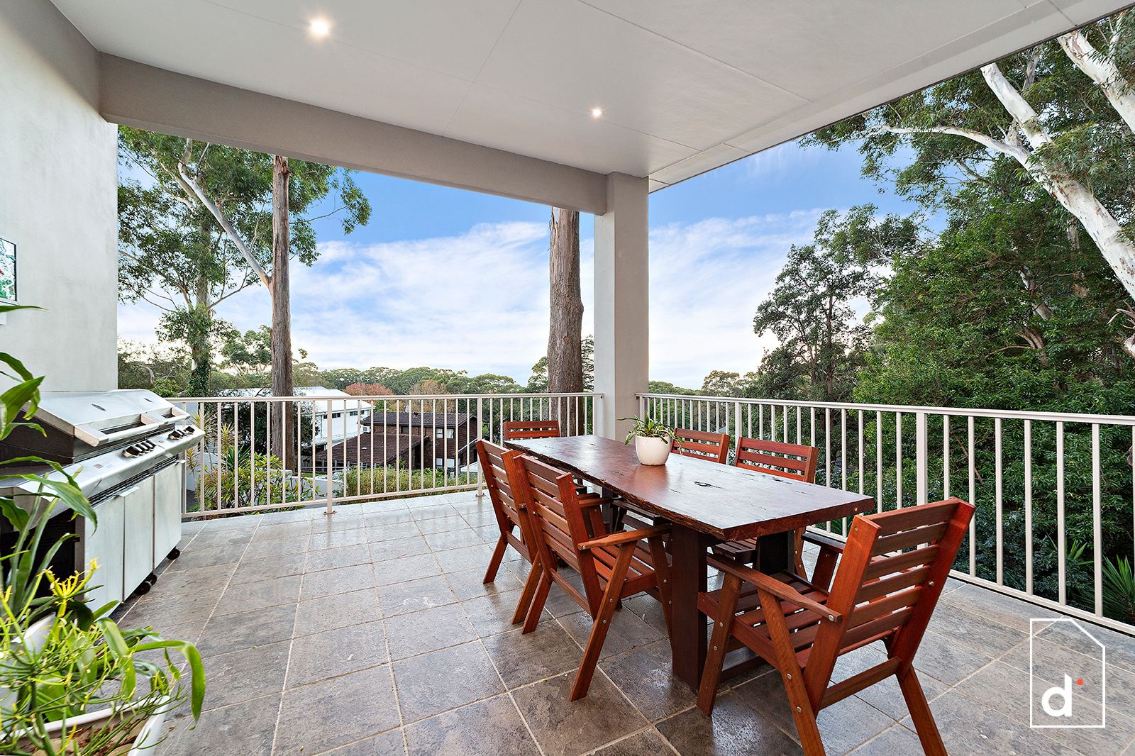 Sold property 1950000 for 11 Hebron Avenue Mount Pleasant , NSW 2519