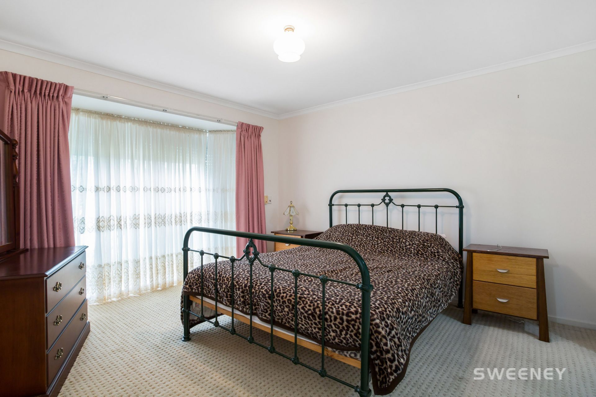 17 Tatman Drive, Altona Meadows - Thumbnail 7